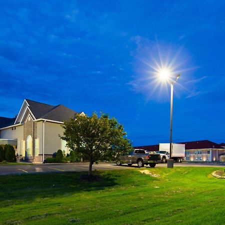 Best Western Crown Inn & Suites - Batavia Exteriör bild