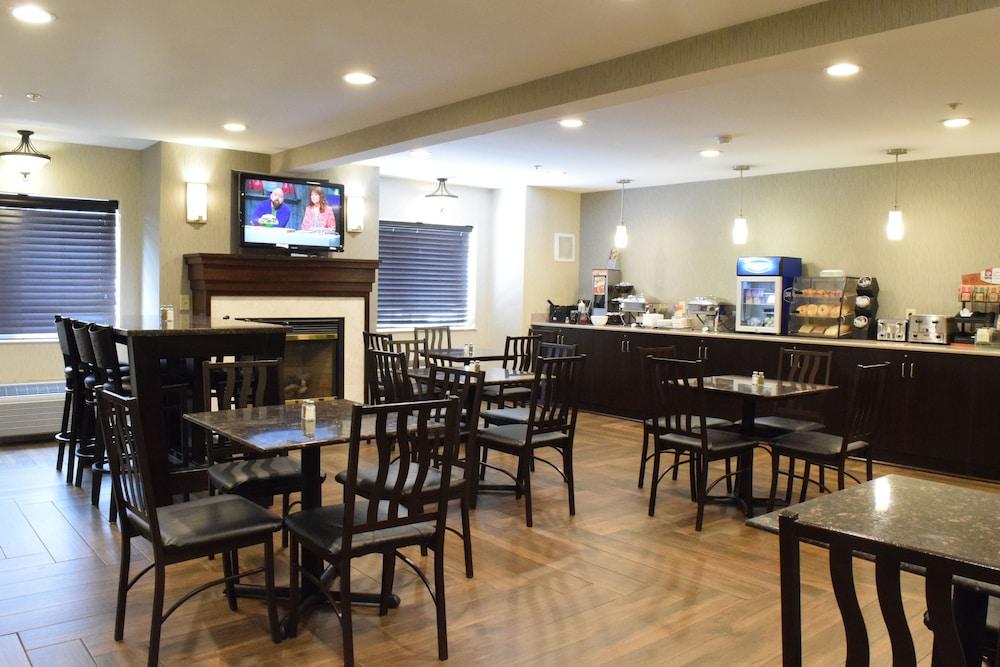 Best Western Crown Inn & Suites - Batavia Exteriör bild