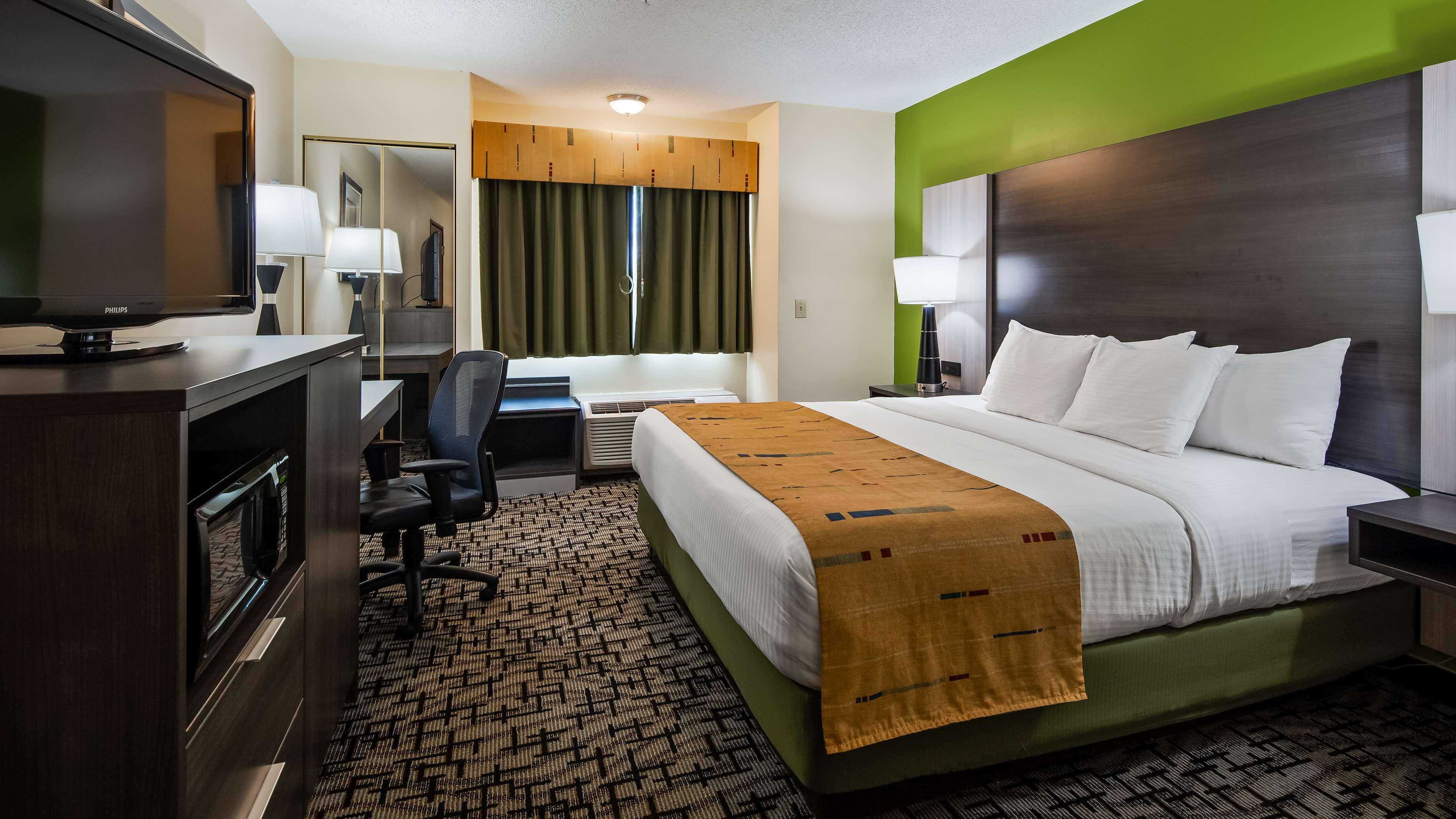 Best Western Crown Inn & Suites - Batavia Exteriör bild
