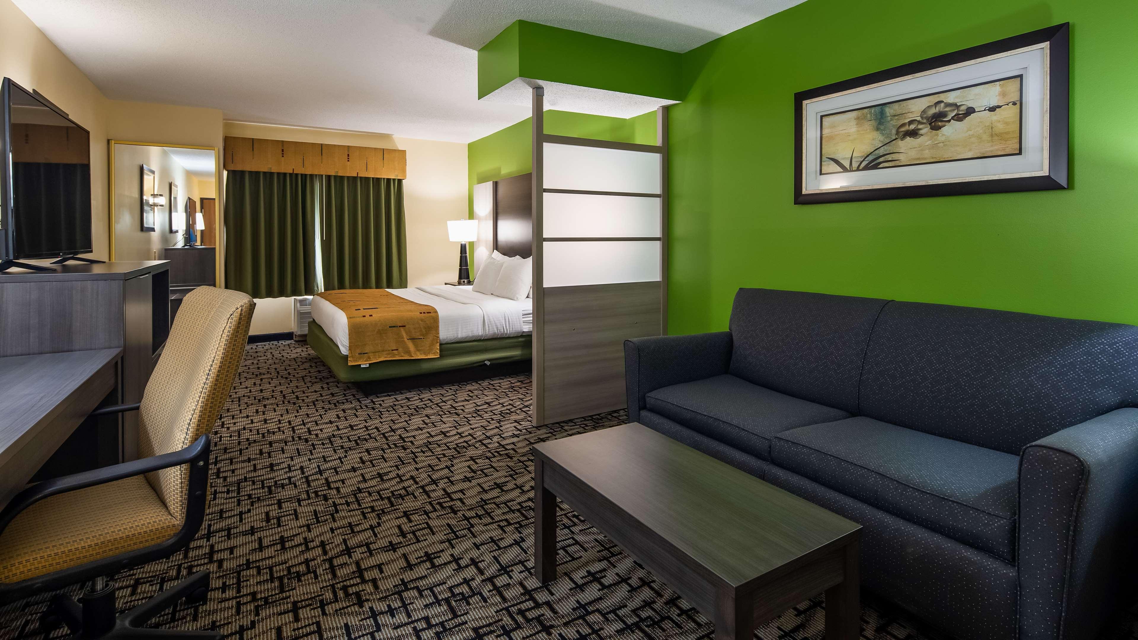 Best Western Crown Inn & Suites - Batavia Exteriör bild