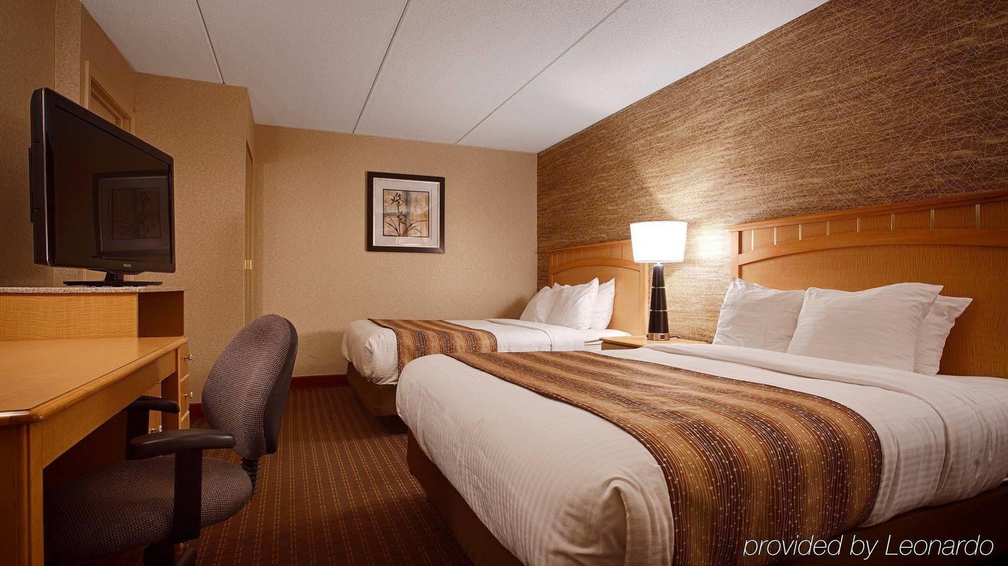 Best Western Crown Inn & Suites - Batavia Exteriör bild