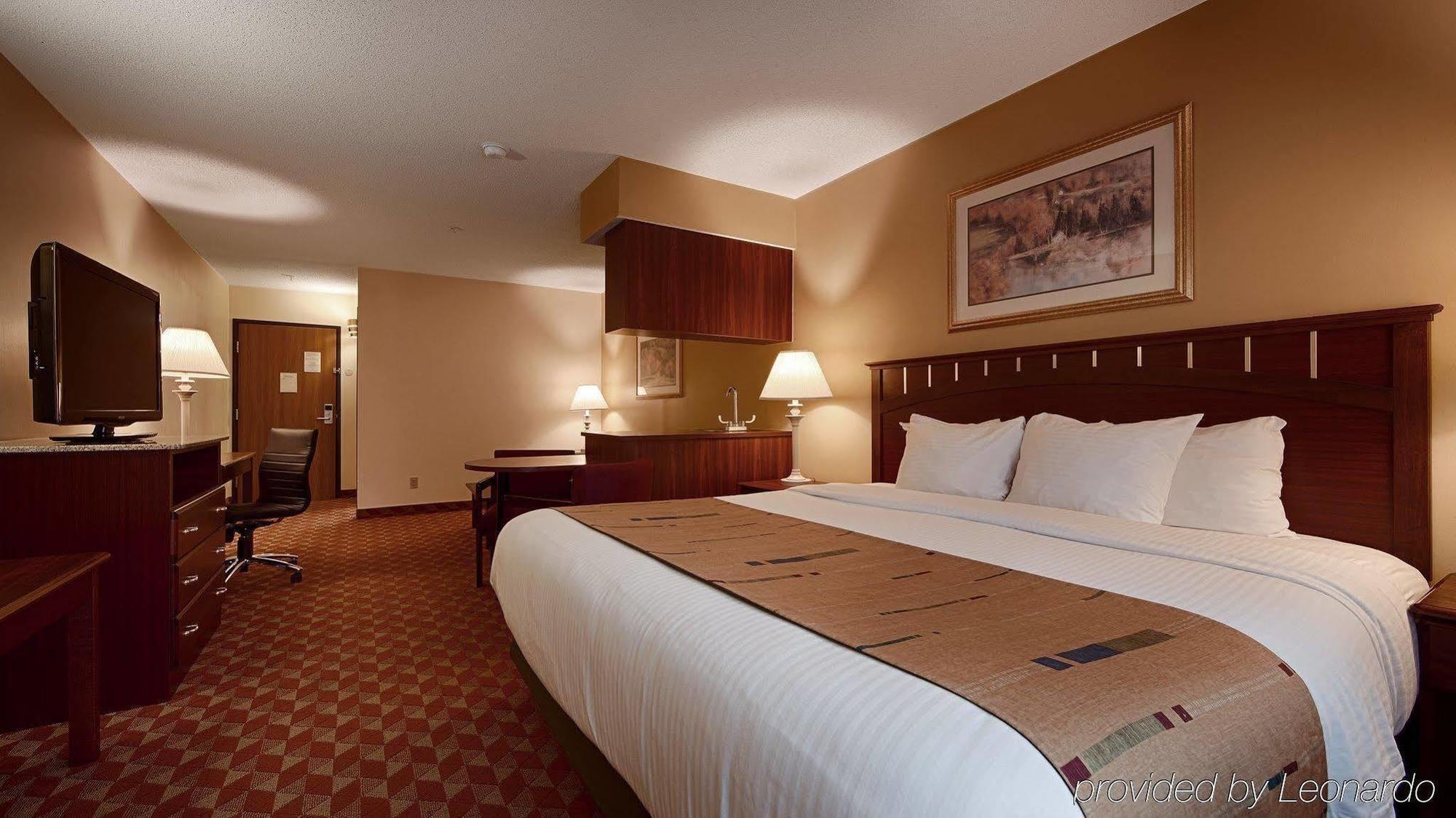 Best Western Crown Inn & Suites - Batavia Exteriör bild